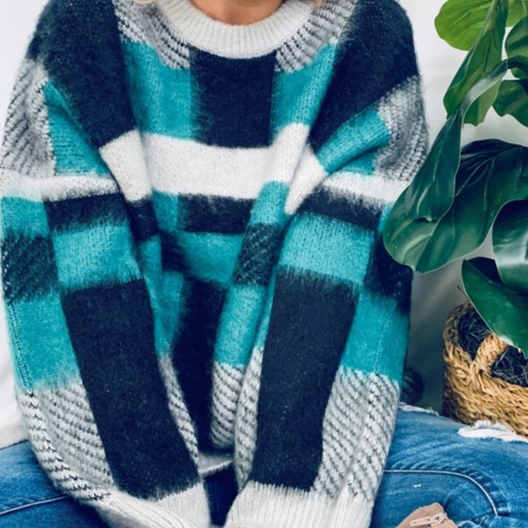 GREEN WITH ENVY Fuzzy Plaid Print Sweater - Picture 4 of 5